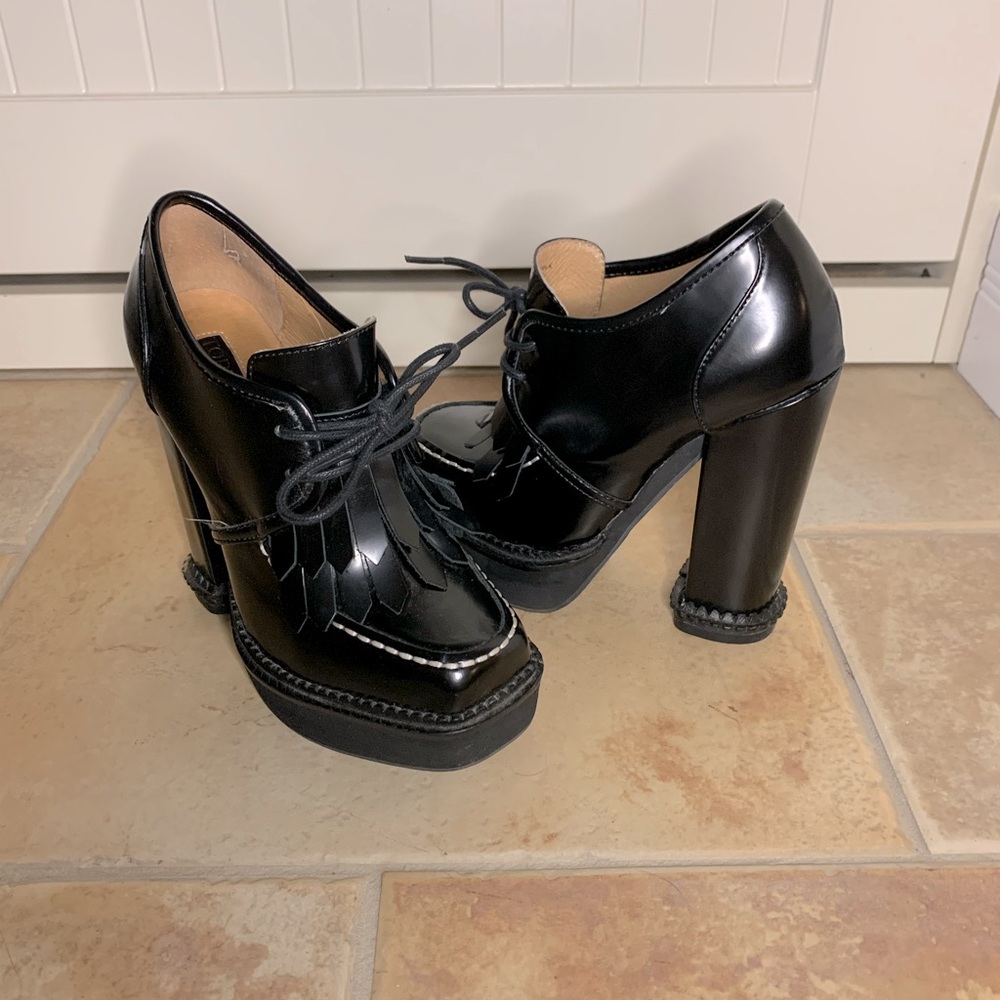 Topshop - Platform heeled loafers